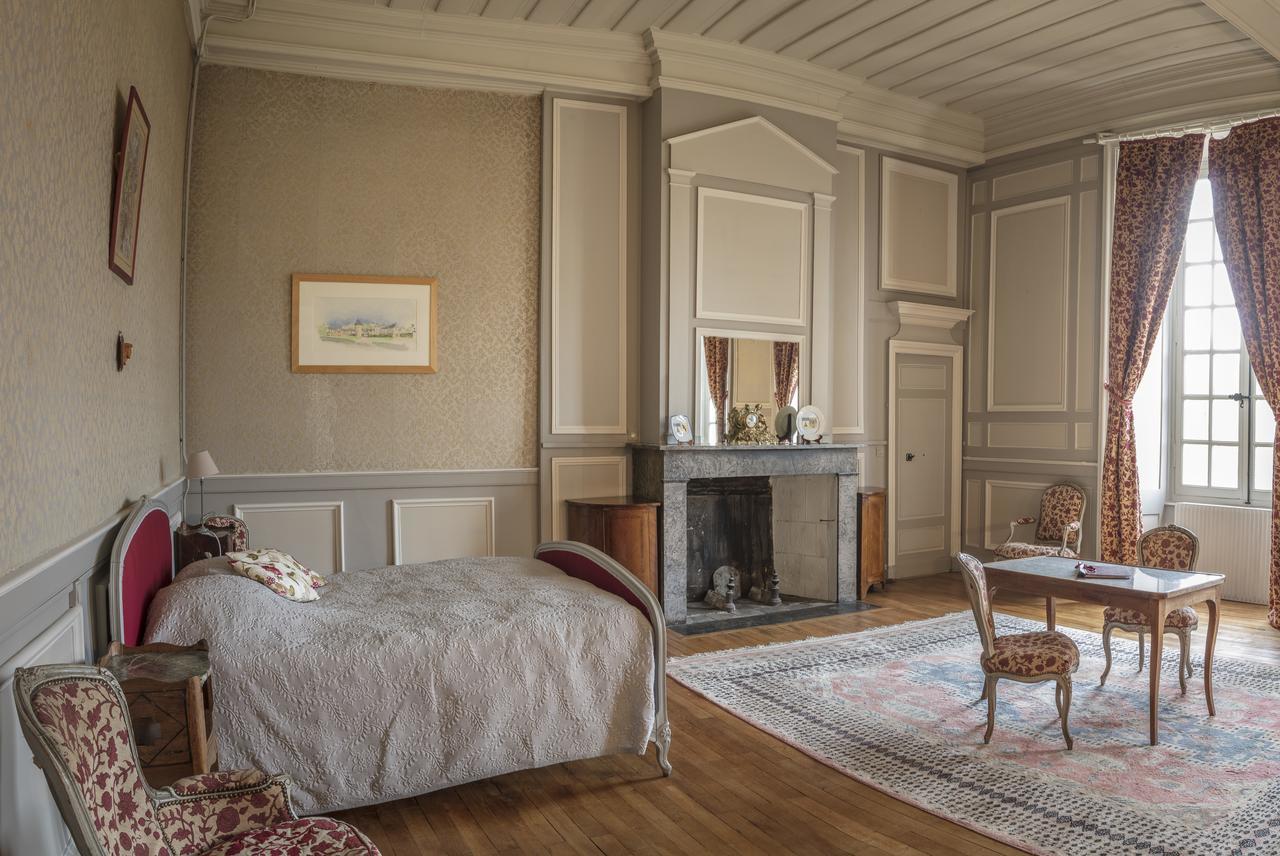 Chambres D'Hotes Au Chateau De Gizeux Luaran gambar